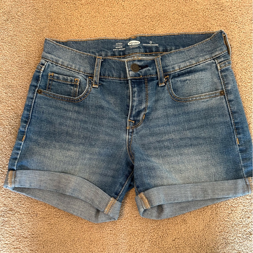 Old Navy denim shorts, size 0. Great condition.